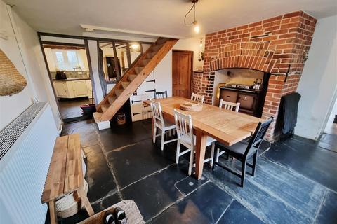 4 bedroom cottage for sale, Tettaridge Gate, St Giles On The Heath