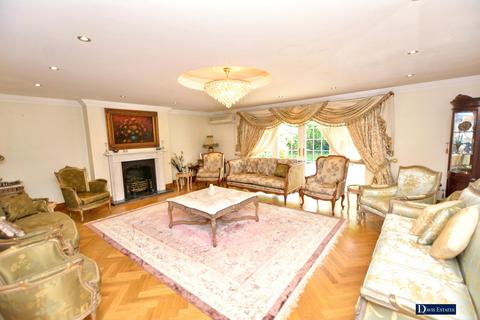 4 bedroom detached house for sale, Nelmes Road, Emerson Park, Hornchurch, RM11