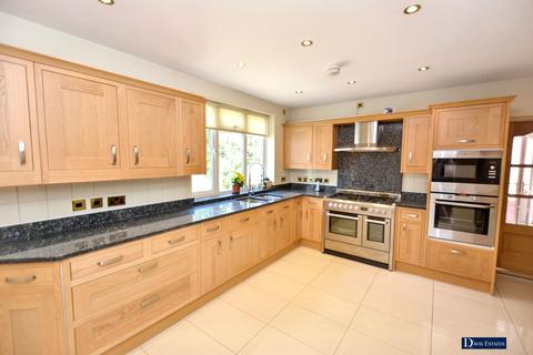 4 bedroom detached house for sale, Nelmes Road, Emerson Park, Hornchurch, RM11