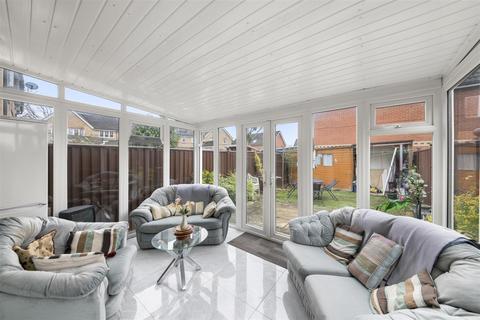 4 bedroom terraced house for sale, Garrison Close, Hounslow TW4