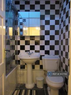 1 bedroom in a house share to rent, Canary Wharf, London, E14