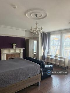 1 bedroom in a house share to rent, Wyndham Avenue, Margate, CT9