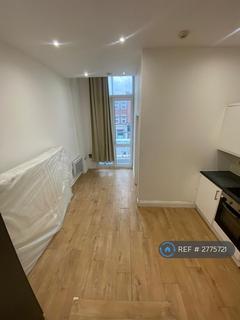 1 bedroom flat to rent, High Street, New Malden, KT3