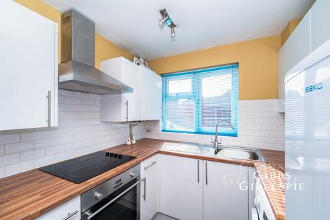 1 bedroom terraced house to rent, Hindhead Close, Hillingdon, UB8