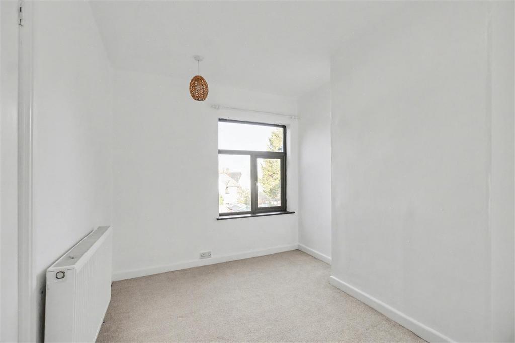 Bedroom 2 1.jpeg