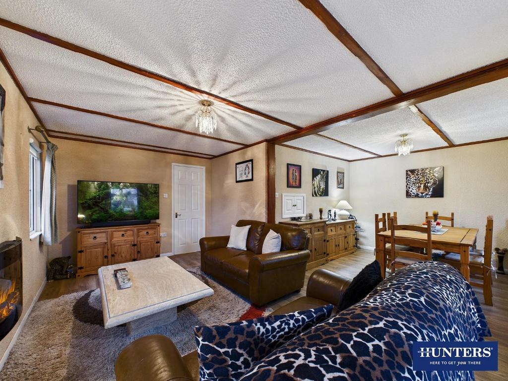 Living & Dining Room
