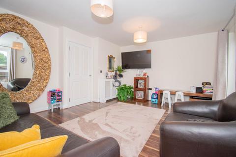 2 bedroom semi-detached house for sale, Disraeli Street, Leicester