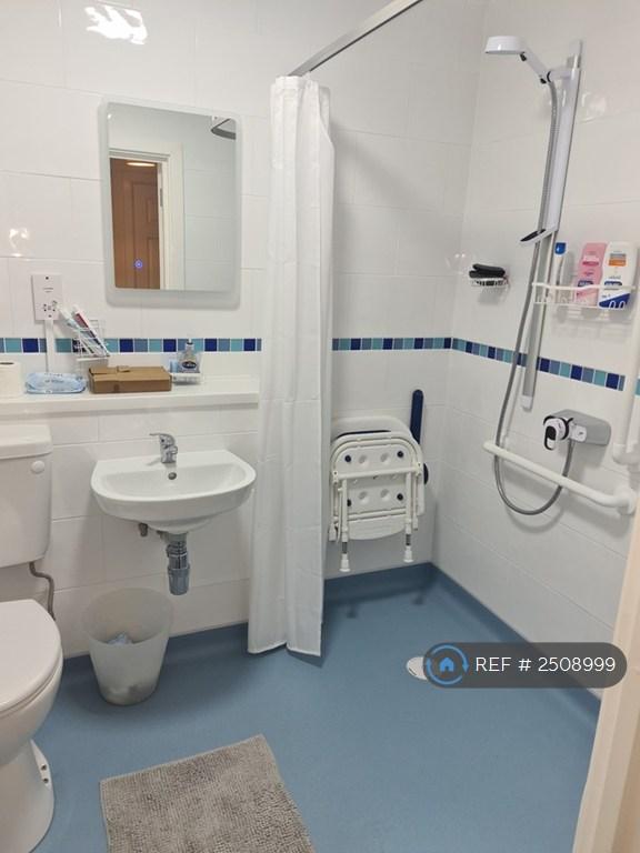 Double Room-Off Pampisford Rd-Avail-March 26