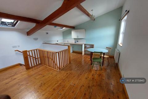 undefined, Menai Street, Y Felinheli, LL56