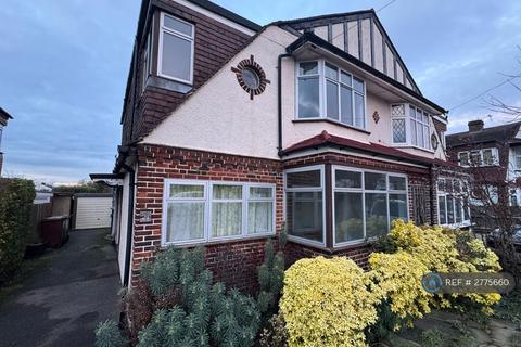undefined, Park Avenue West, Epsom, KT17