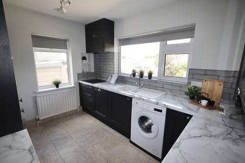 2 bedroom bungalow for sale, Goodymoor Avenue, Wells