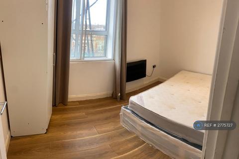 1 bedroom flat to rent, New Malden, New Malden, KT3