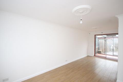 2 bedroom terraced house for sale, Merton Road, Bearsted ME15