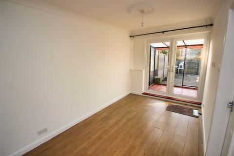 2 bedroom terraced house for sale, Merton Road, Bearsted ME15