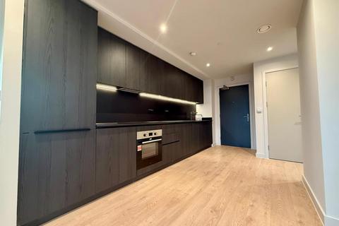 1 bedroom apartment to rent, Waterhouse Gardens, Manchester
