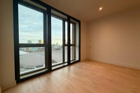 1 bedroom apartment to rent, Waterhouse Gardens, Manchester