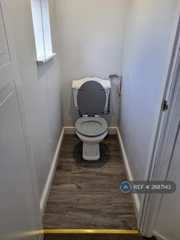Family Wc