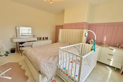 undefined, Ashton Avenue, Leeds, West Yorkshire, LS8