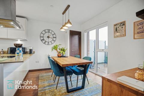 2 bedroom flat for sale, Rosalind Drive,  Ulysses House, ME14