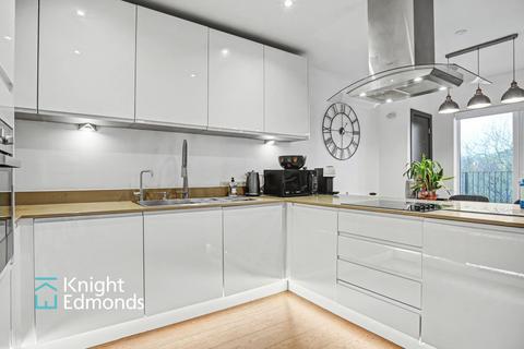 2 bedroom flat for sale, Rosalind Drive,  Ulysses House, ME14