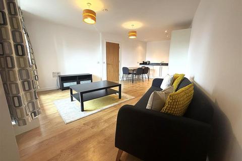 2 bedroom flat to rent, Candle House, Granary Wharf