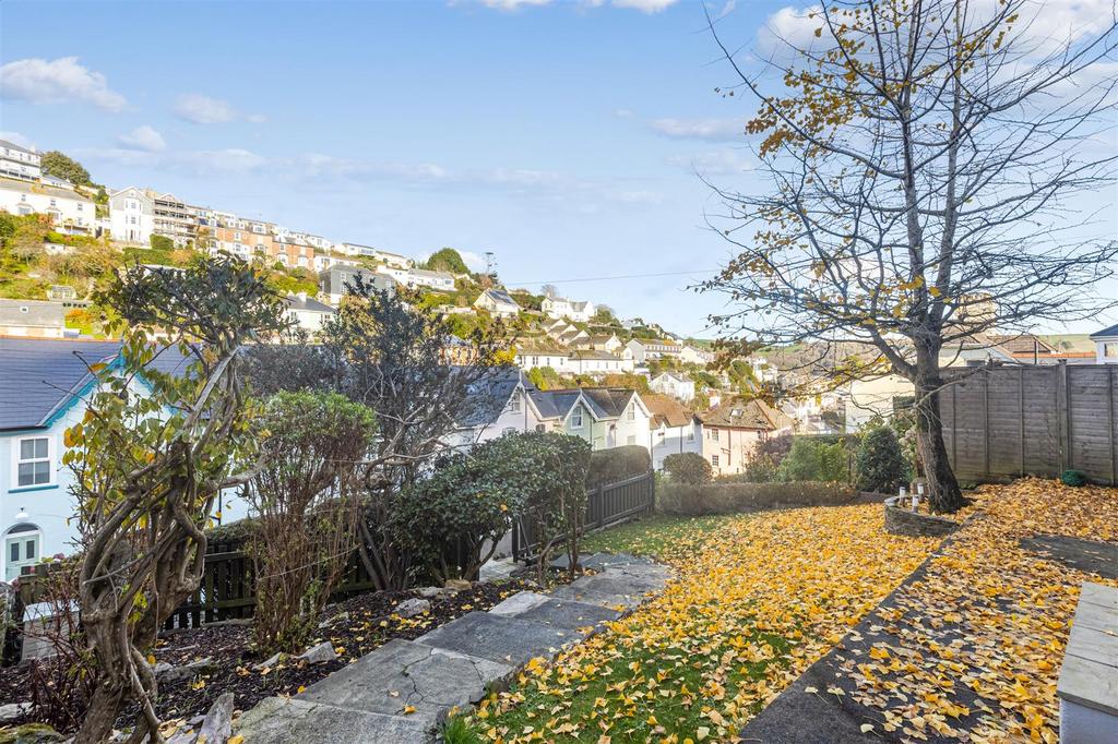 A06 - 113 Victoria Road, Dartmouth Elm Grove - 251