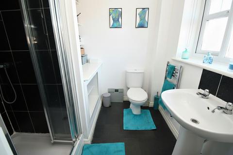 4 bedroom terraced house for sale, Roseway Avenue, Cadishead, M44