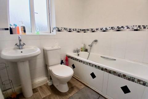 undefined, Chepstow Road, Oakley Vale, Corby, NN18