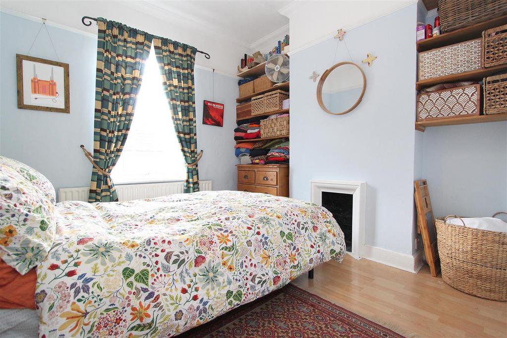 Bed 1.JPG