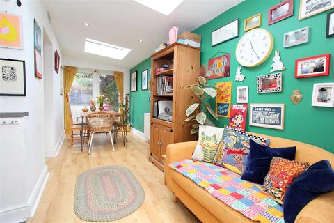 undefined, St. James Road, Carshalton SM5