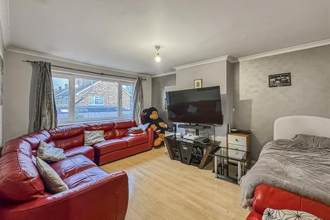 2 bedroom apartment for sale, Monks Road, Windsor