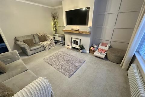 undefined, Ebury Close, Batley