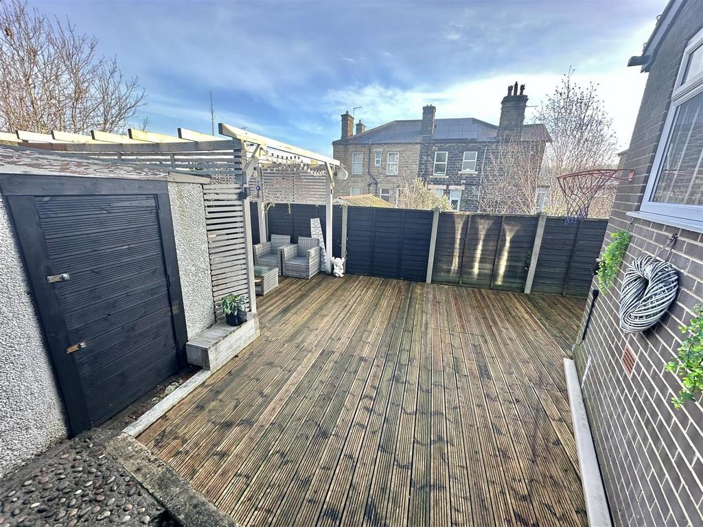 Bramleys Estate Agents - Ebury Close- Batley (7).j