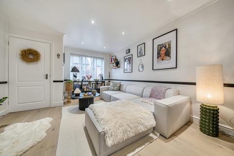 2 bedroom semi-detached house for sale, Woollett Close, Crayford, Dartford