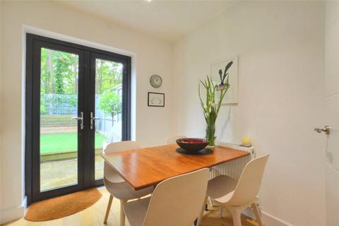 3 bedroom end of terrace house for sale, Holly Bush Row, Dermody Road, Hither Green, London, SE13