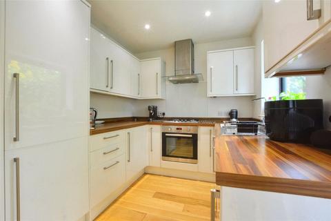 3 bedroom end of terrace house for sale, Holly Bush Row, Dermody Road, Hither Green, London, SE13