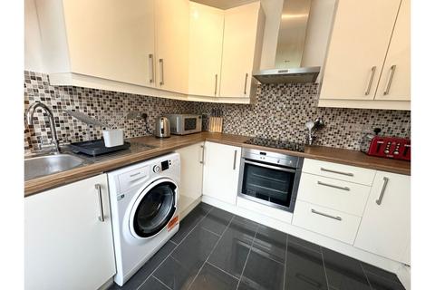 2 bedroom apartment to rent, Oxford Road, London, NW6