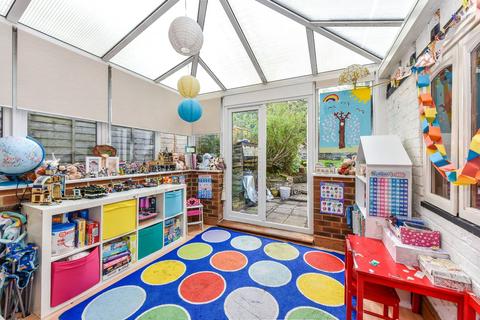 3 bedroom end of terrace house for sale, Rushes Road, Petersfield, Hampshire