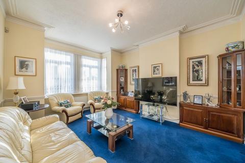 undefined, London Road, Isleworth TW7