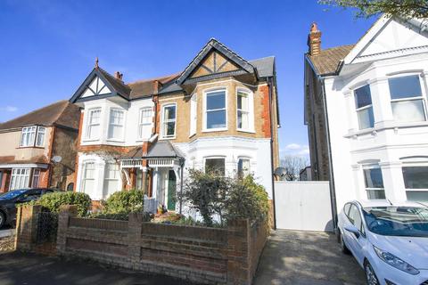 undefined, Park Road, Wallington SM6