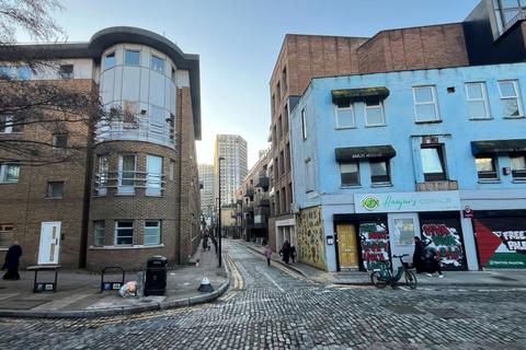 undefined, Gunthorpe Street, London E1