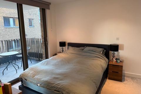 undefined, Gunthorpe Street, London E1