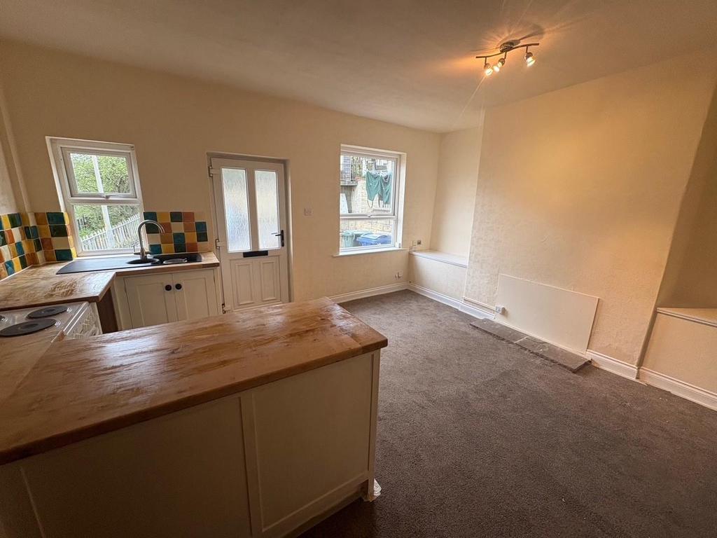 Kitchen living area.jpg
