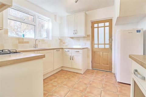 3 bedroom semi-detached house to rent, St Thomas' Square, Cambridge