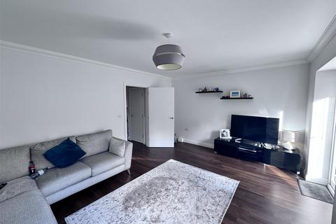 3 bedroom semi-detached house for sale, Gardenia Drive, Farnham GU10