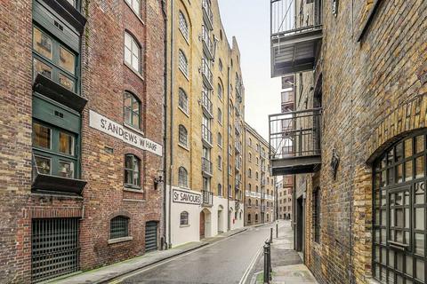 undefined, Shad Thames, London SE1