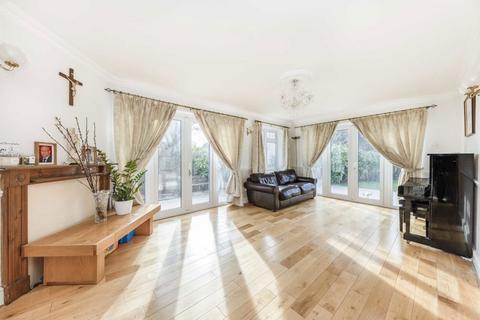undefined, Windermere Avenue, London SW19