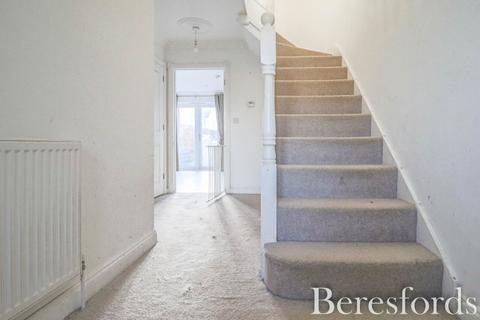 3 bedroom end of terrace house for sale, Snowberry Road, Dunmow, CM6
