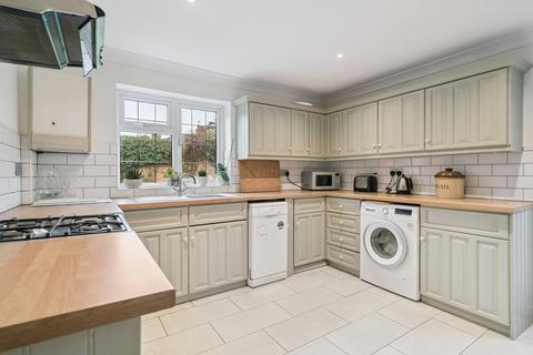 4 bedroom detached house for sale, Rectory Close, Slough SL2