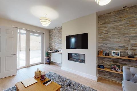 undefined, Stansfield Close, Ben Rhydding, LS29